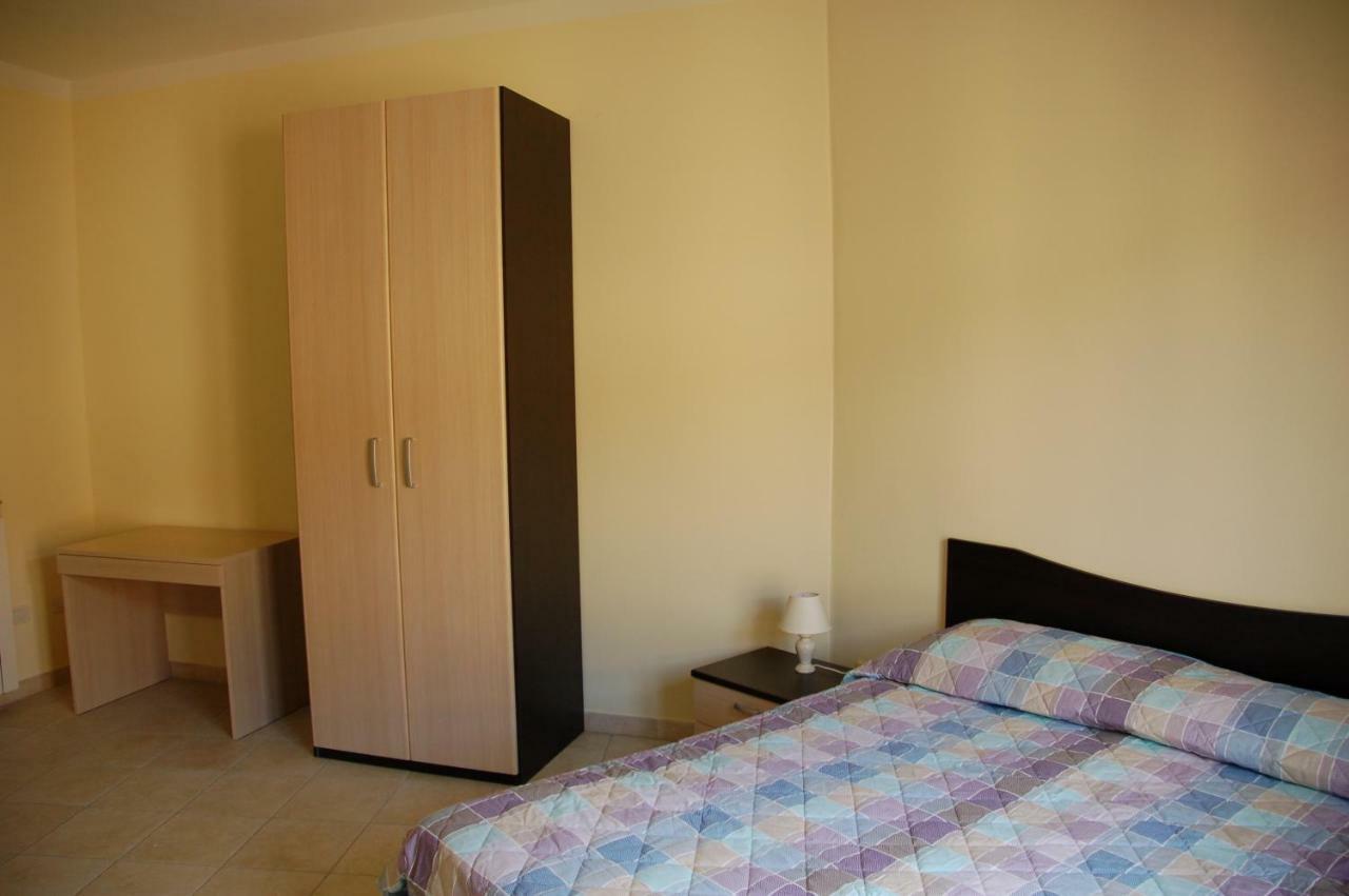 Beb 2000 Hotel Sassari Exterior photo